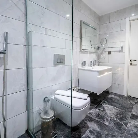 Kalkanda Cocuk Havuzlu Hotel
